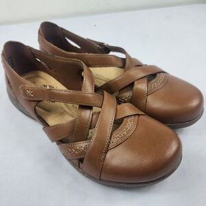 Clarks Women's 11 M Brown Leather Cross-Strap Comfort Shoes Flats Hook &Loop NEW